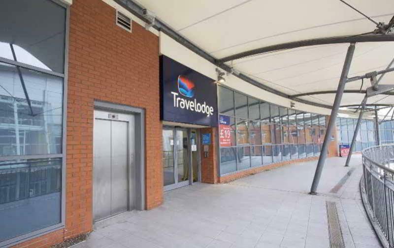 Travelodge Birmingham Central Broadway Plaza Екстериор снимка